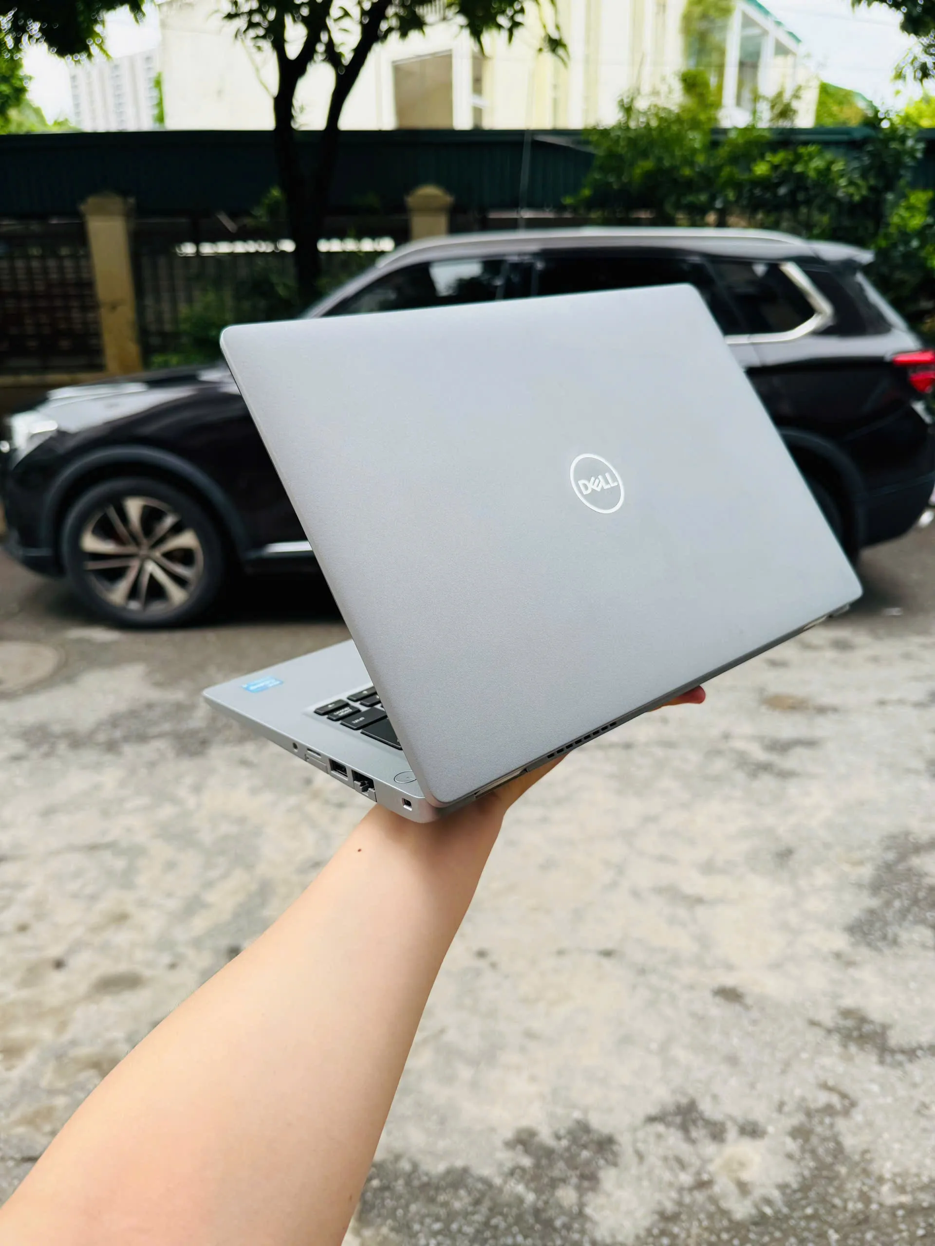 Dell Latitude 5310 Core i7-10610U/ Ram 8GB/ SSD 256GB/ Màn hình 13.3"