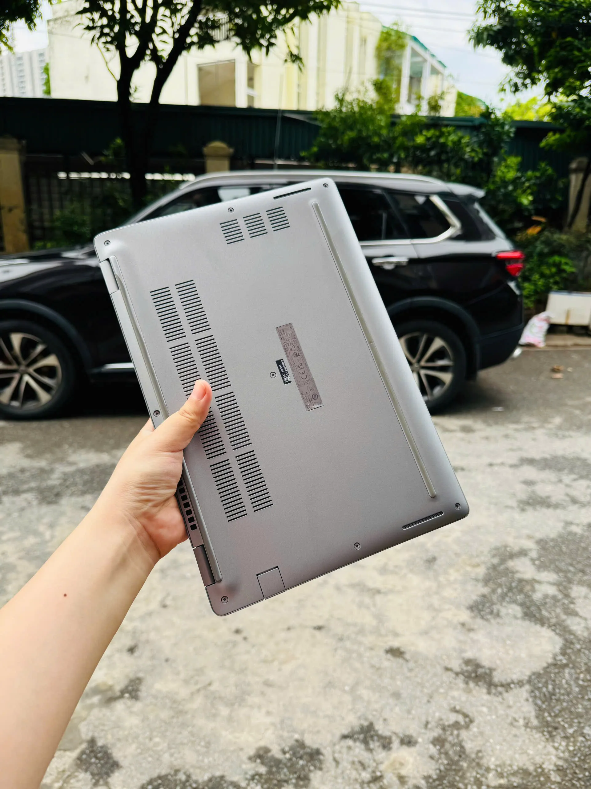 Dell Latitude 5310 Core i7-10610U/ Ram 8GB/ SSD 256GB/ Màn hình 13.3"