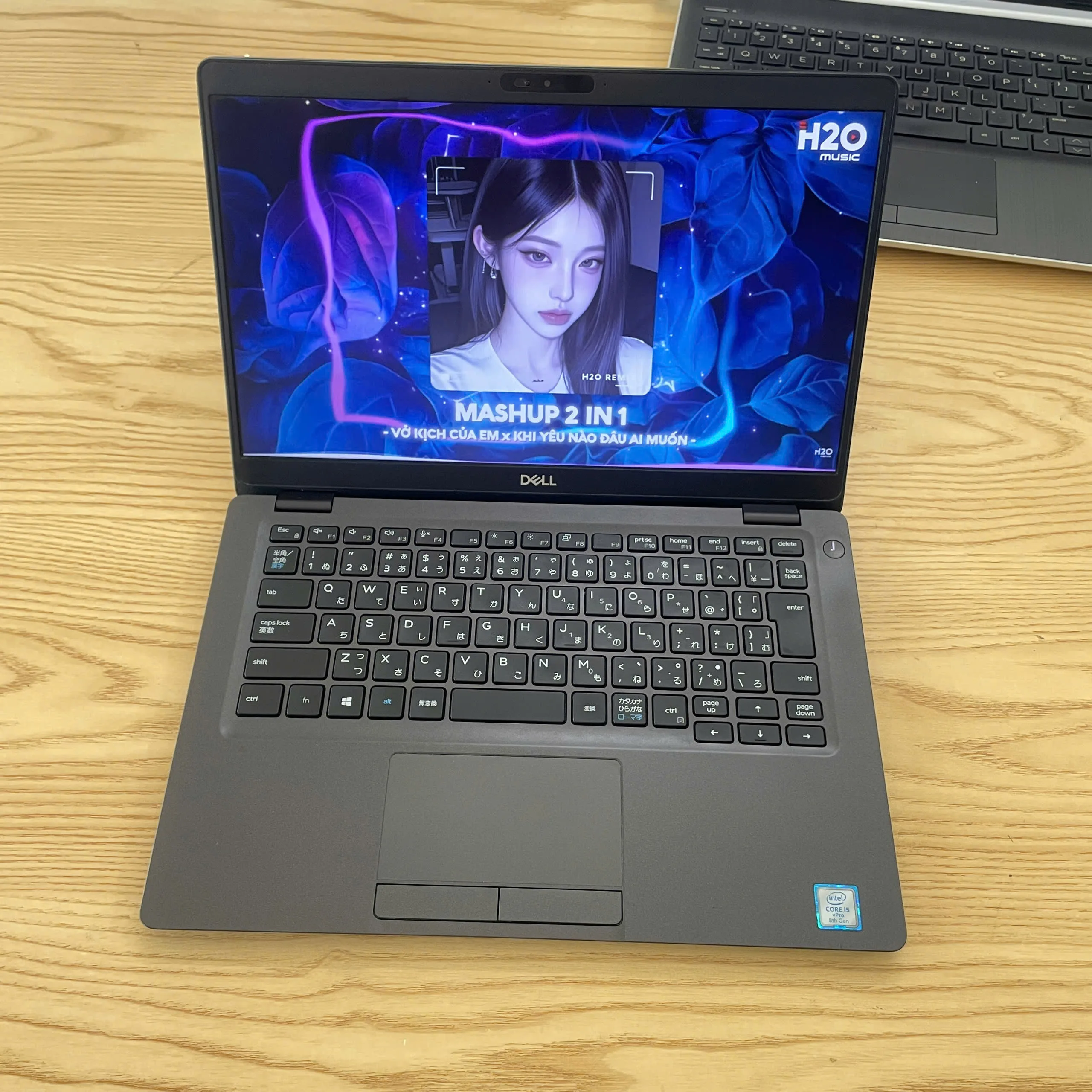 Dell Latitude 5300 core i5-8365u ram 8gb ssd 128gb/Màn hình 13.3"