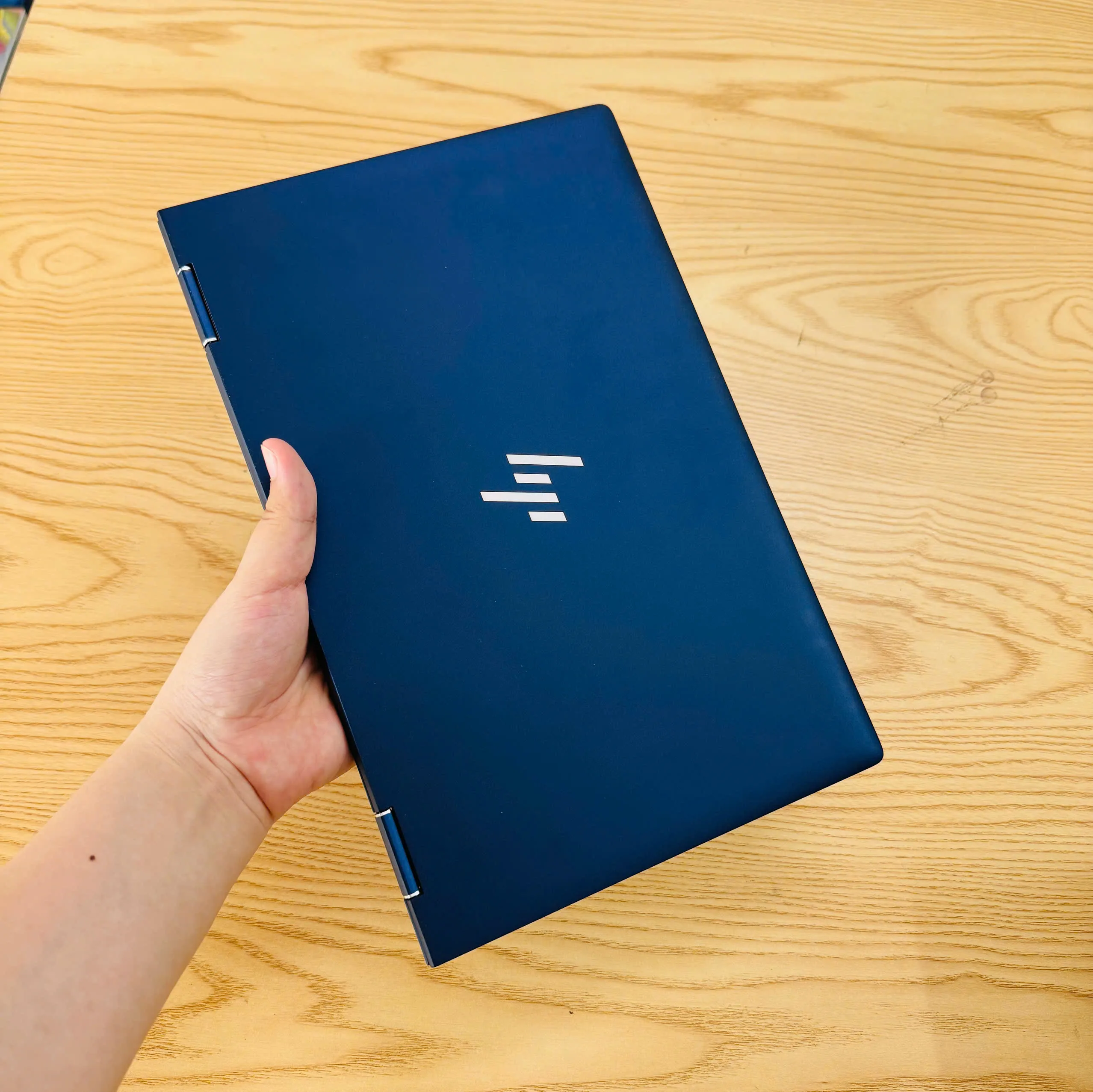 HP Elite Dragonfly G2 Core i5-1135g7/Ram 8/SSD 256/Màn 13.3"FHD cảm ứng