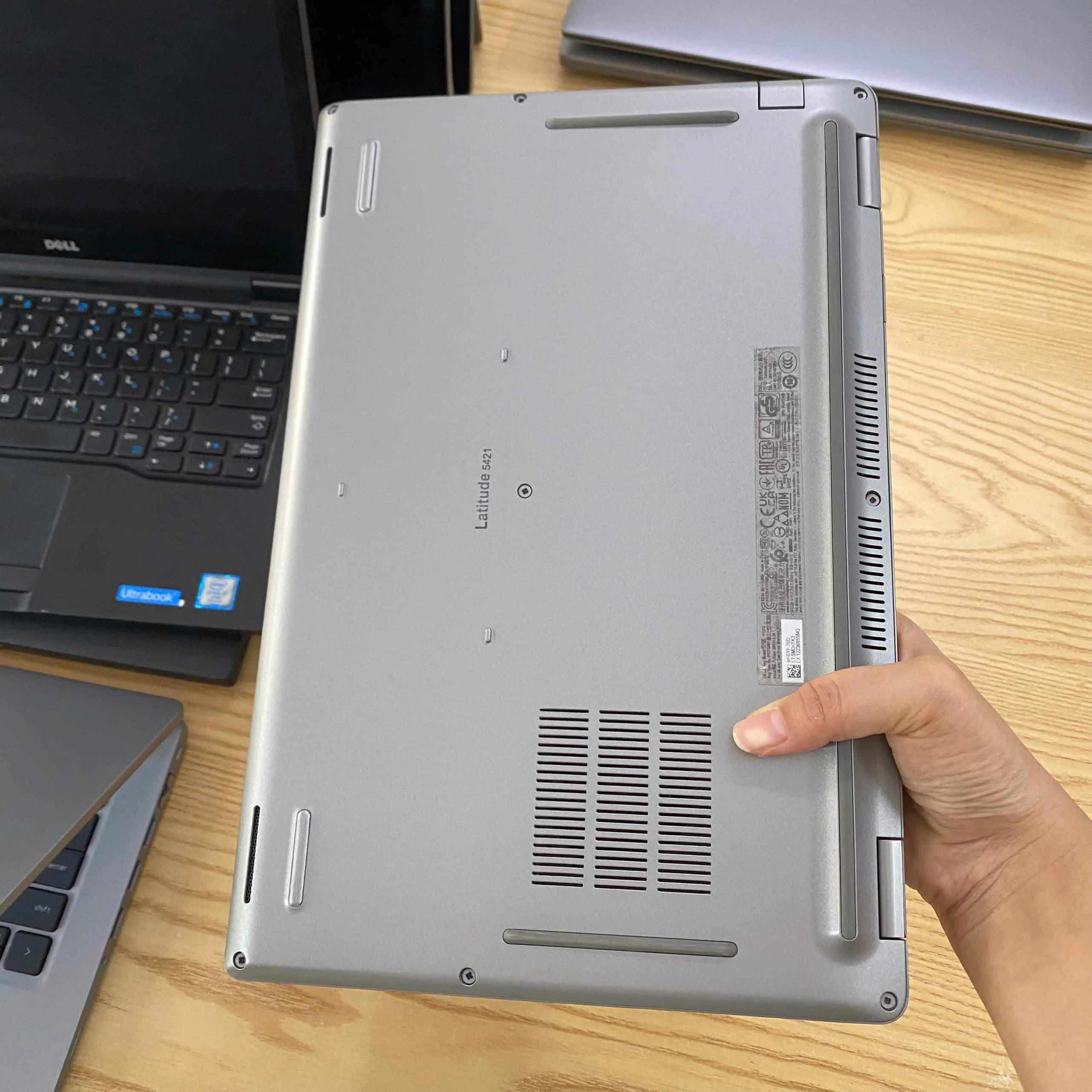 Dell Latitude 5421 core i5-11400H/Ram 8GB/SSD 256GB/màn 14"