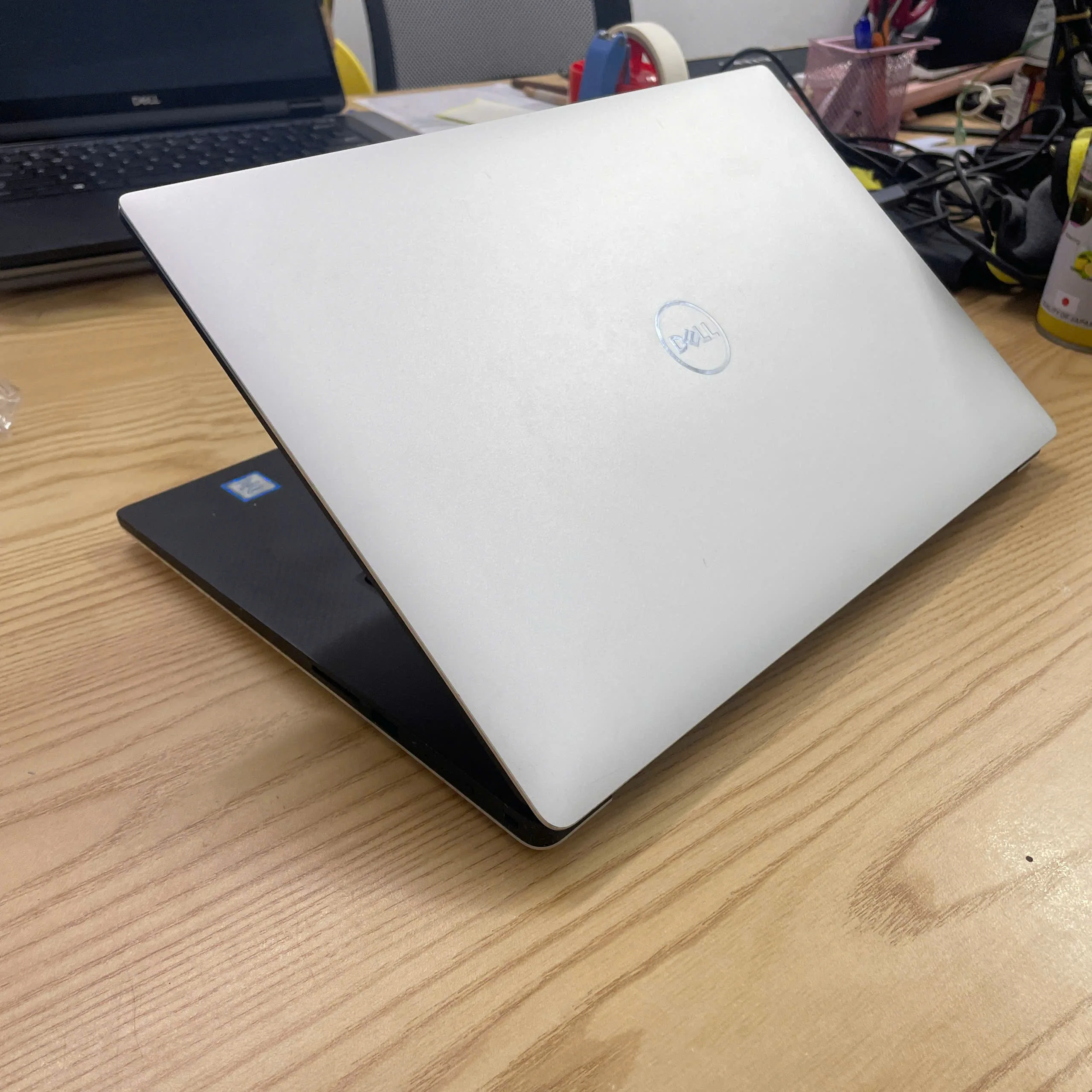 Dell Precision 5540 core i7-1355U Ram 16GB SSD 512GB màn 15.6"