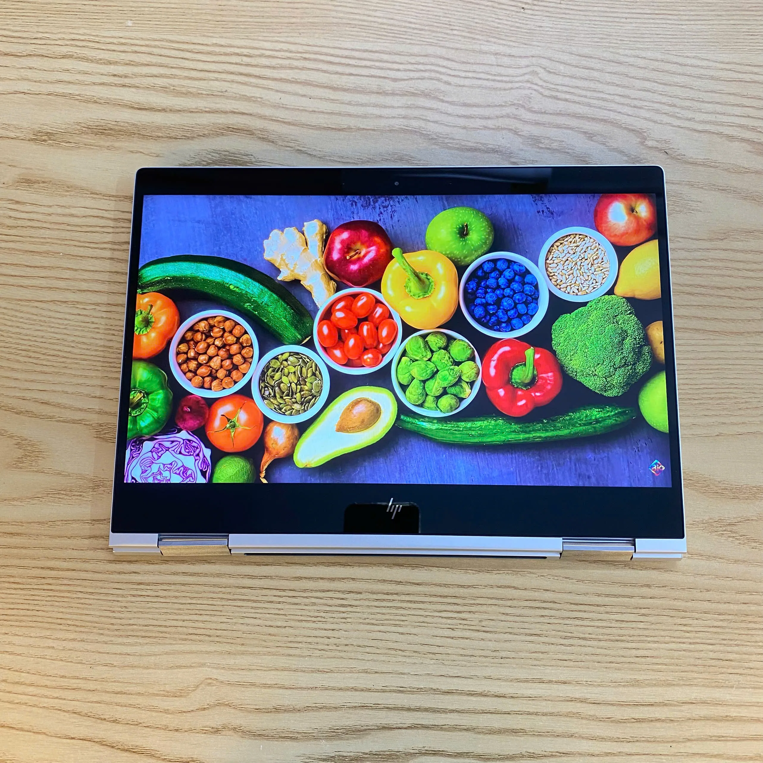 HP Spectre X360 core i7-8550u/Ram 16GB/SSD 512GB/touch gập 360 - 2