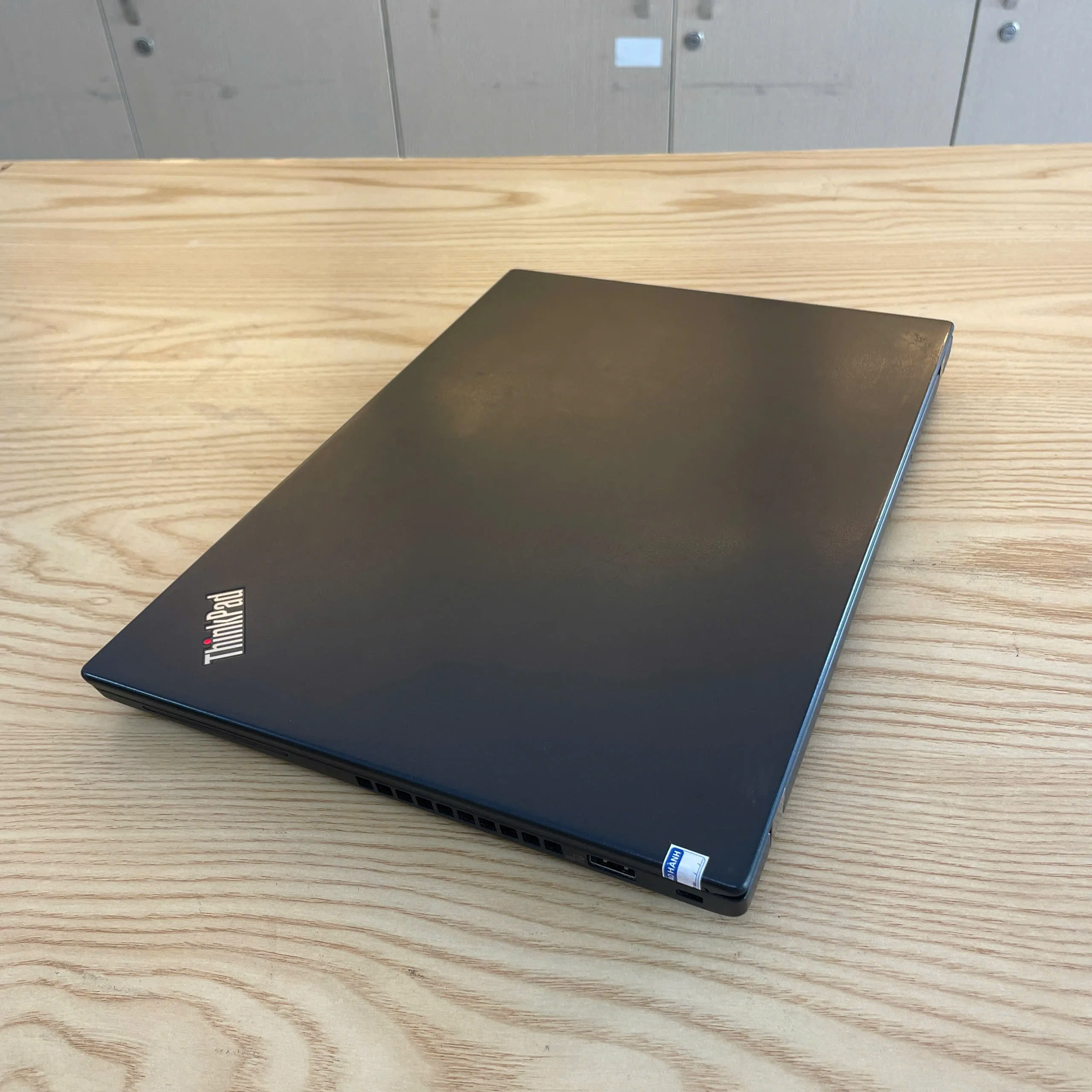 Lenovo Thinkpad x13 gen 1 Core i5-10310U/ Ram 8GB/ SSD 256GB/ Màn hình 13.3" FHD