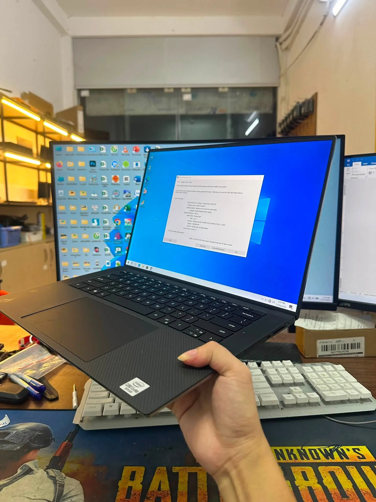 Dell Precision 5550 core i5-10400H ram 16gb ssd 256gb/Màn hình 15.6"