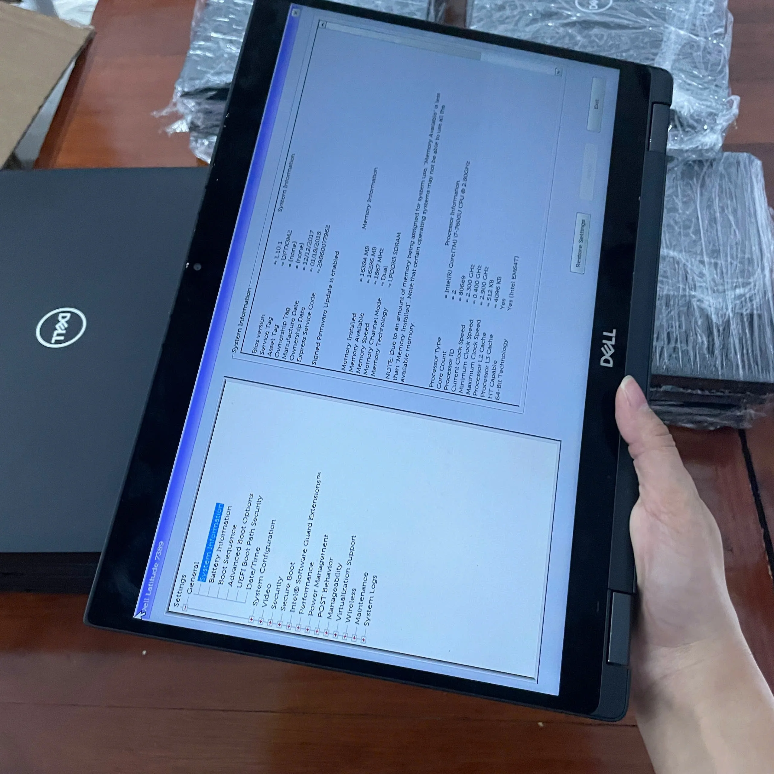 Dell Latitude 7389 2in1 core i7-7600U ram 16gb ssd 256gb/Màn hình 13.3"