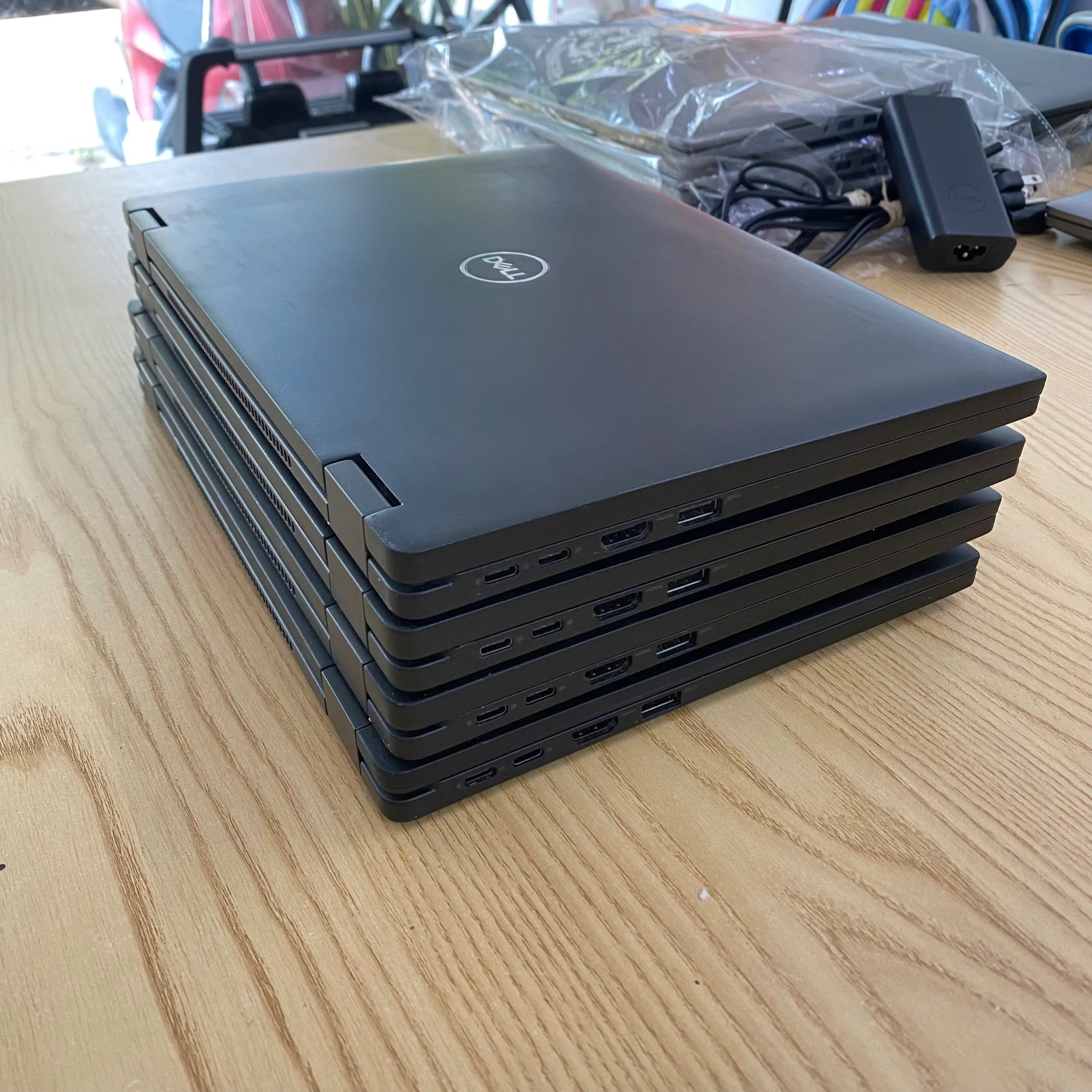 Dell Latitude 7389 2in1 core i7-7600U ram 16gb ssd 256gb/Màn hình 13.3"