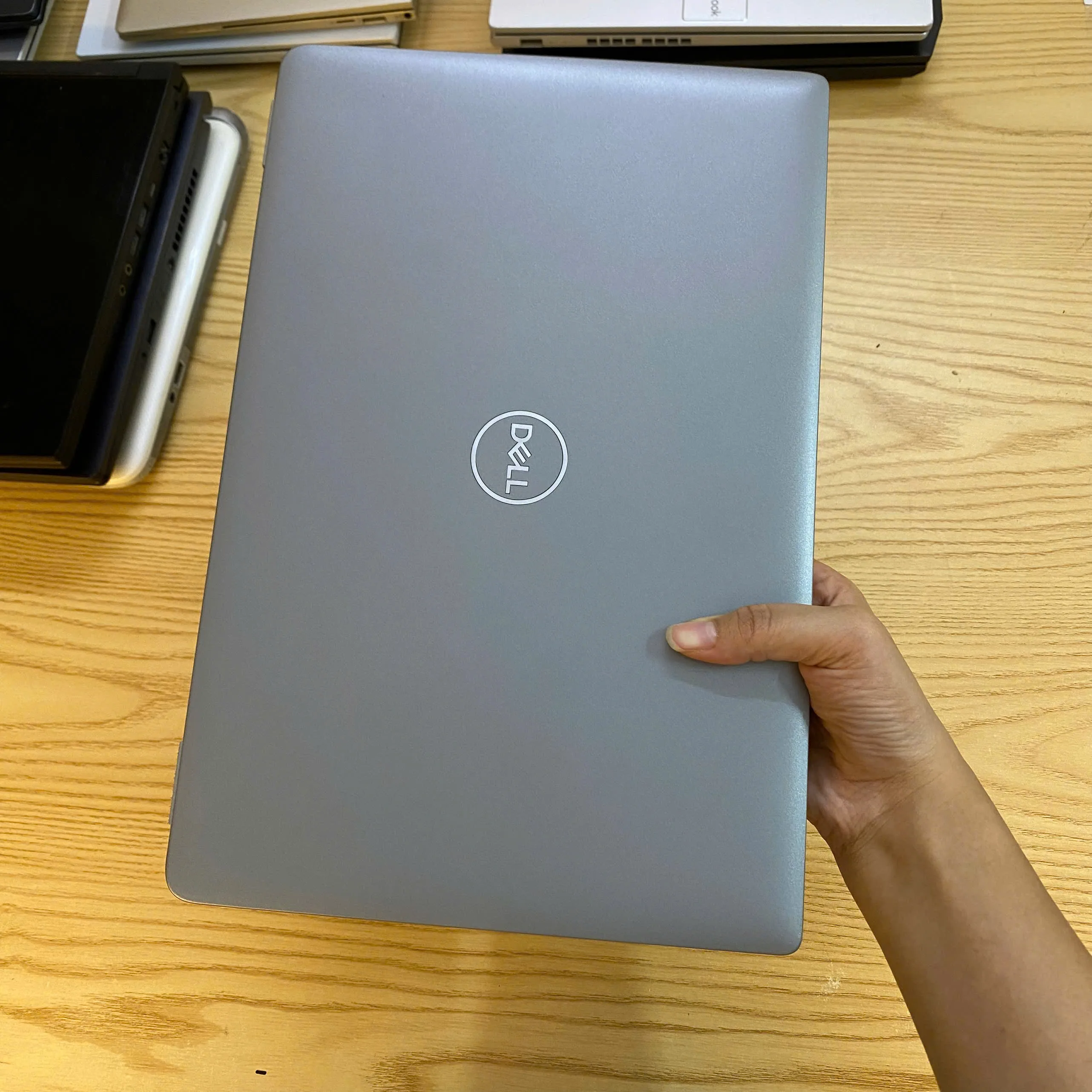 Dell Latitude 5540 core i7-1365U ram 8gb ssd 256gb/Màn hình 15.6"