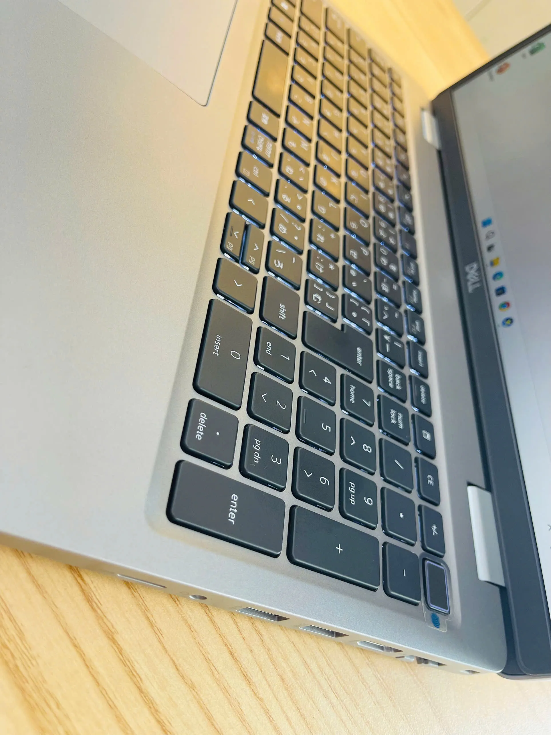 Dell Precision 3560 core i7-1185G7 ram 8gb ssd 256gb/Card T500/Màn hình 15.6"