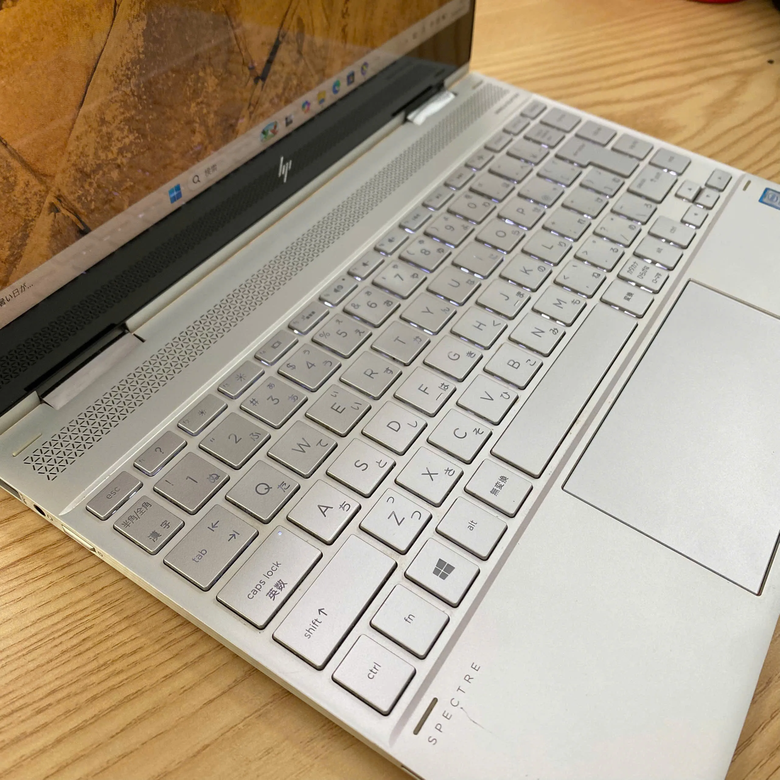 HP Spectre X360 core i5-8250 ram 8gb ssd 256gb/Màn hình 13.3" cảm ứng xoay gập