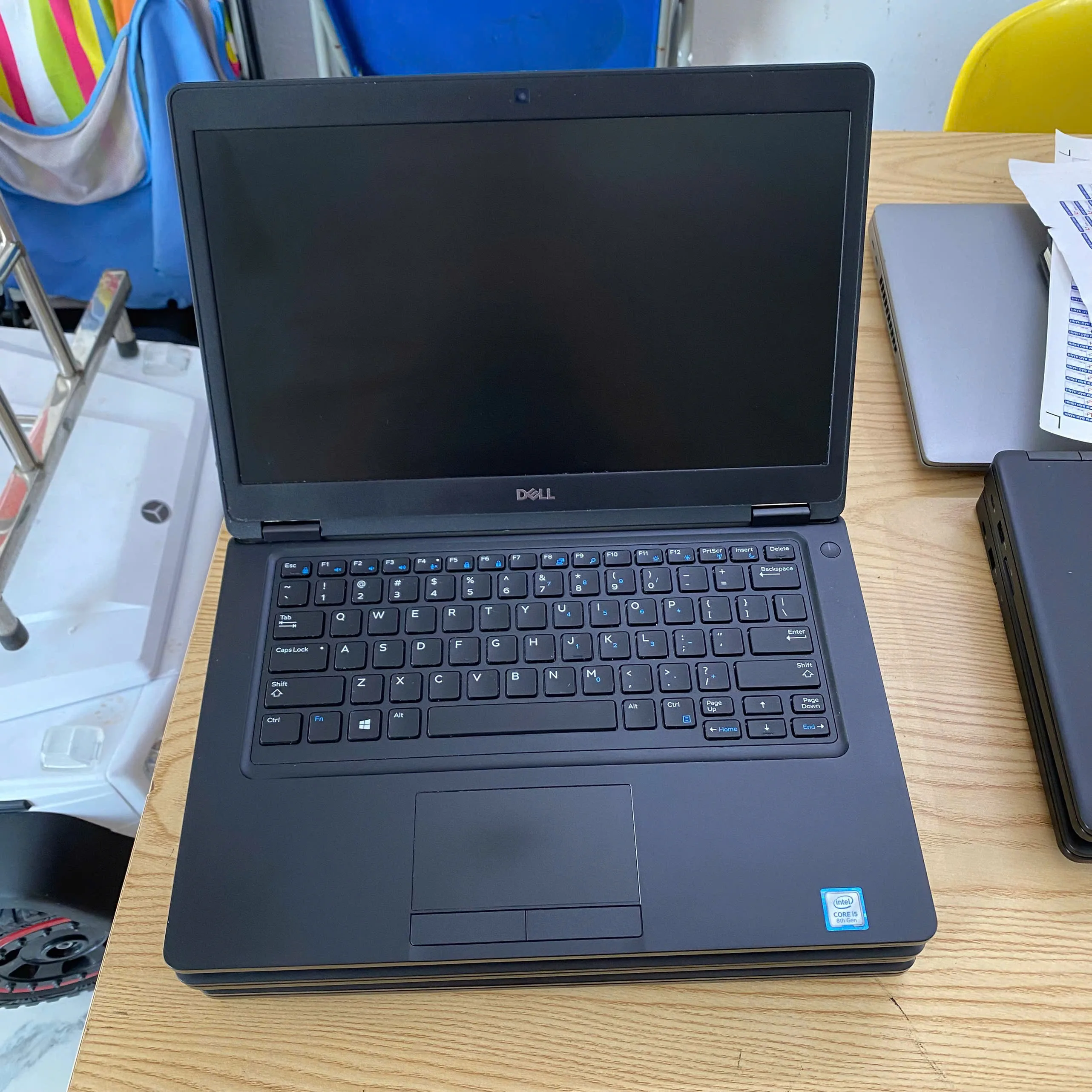 Dell Latitude 5490 core i5-8350u ram 8gb ssd 256gb/Màn hình 14"