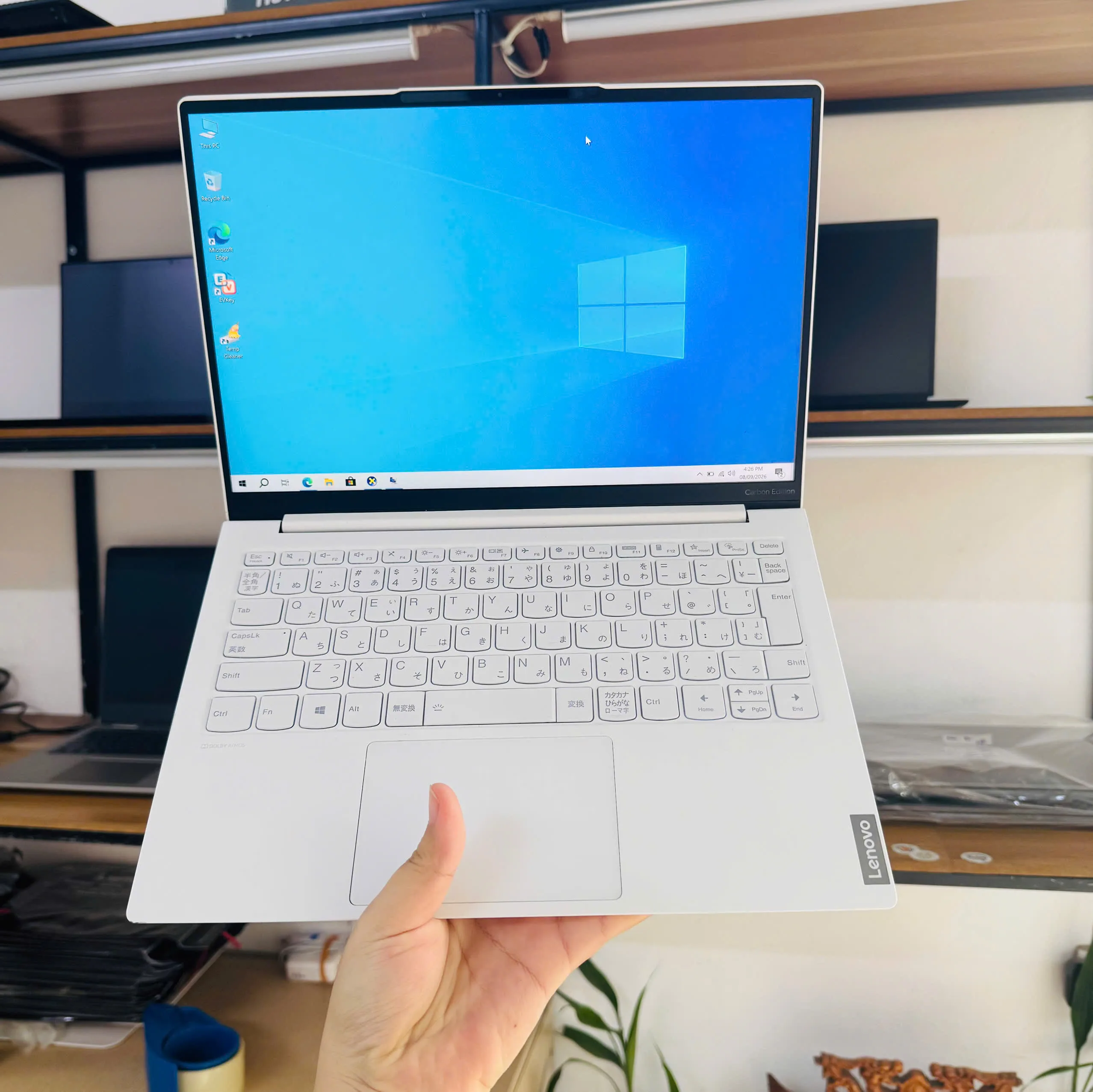 Lenovo Yoga slim 7 Core i7-1165G7 Ram 8GB SSD 512GB 13.3 2k