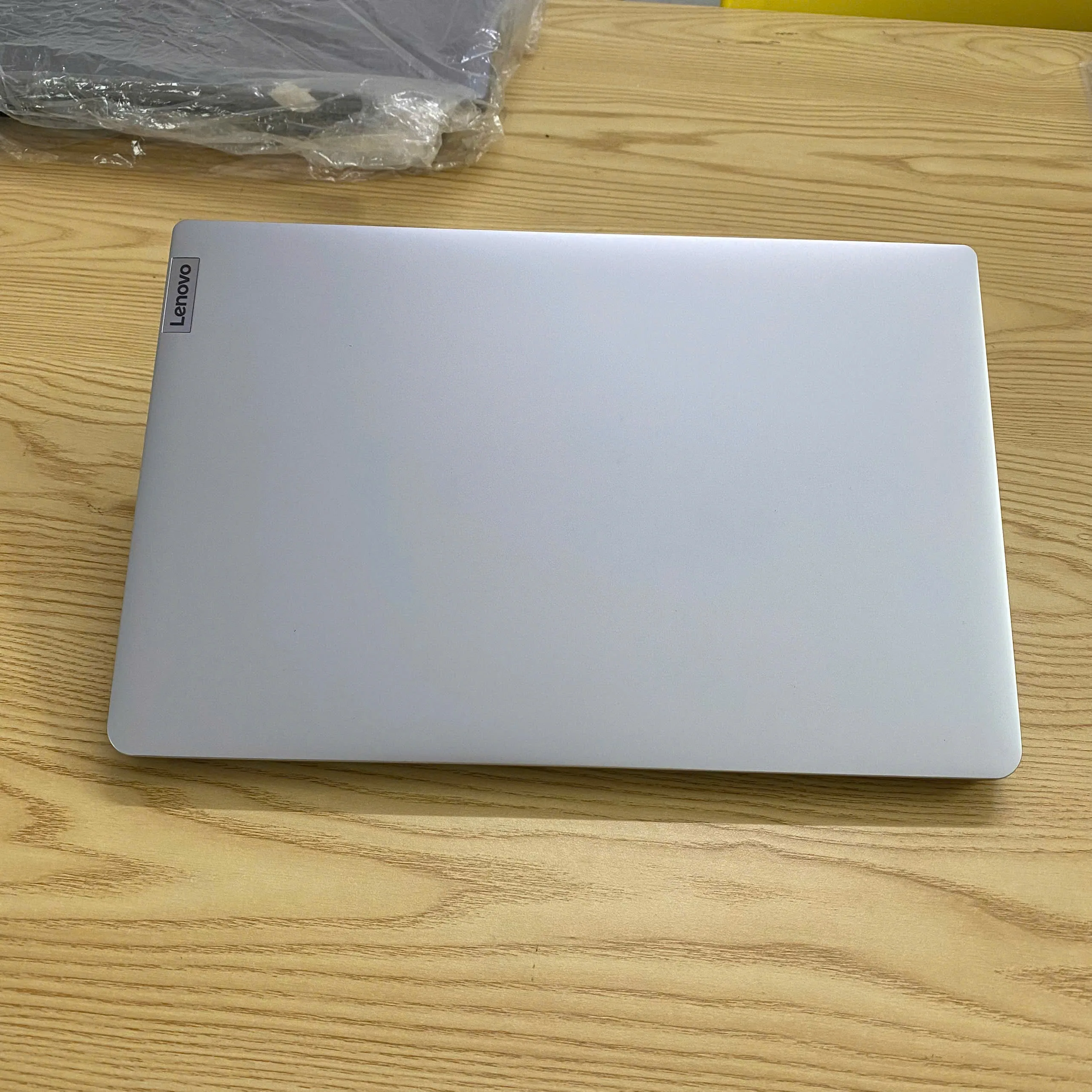 Lenovo ideapad 1-15AMN7 Ryzen 5 7520U Ram 8GB SSD 256GB màn 15.6" 3
