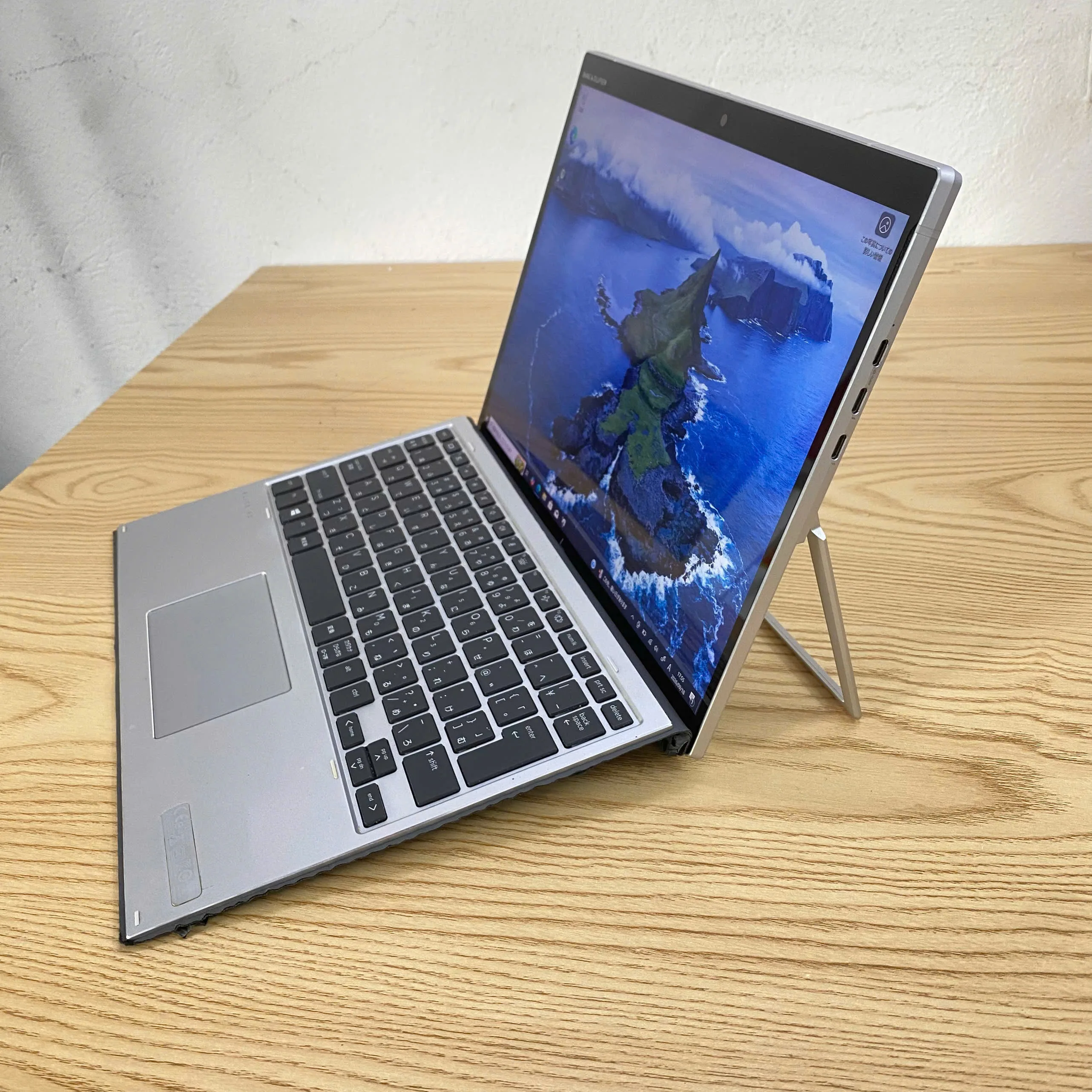 HP eltie X2 G8 core i5-1135G7/Ram 8/SSD 256/màn 12,5" 3k