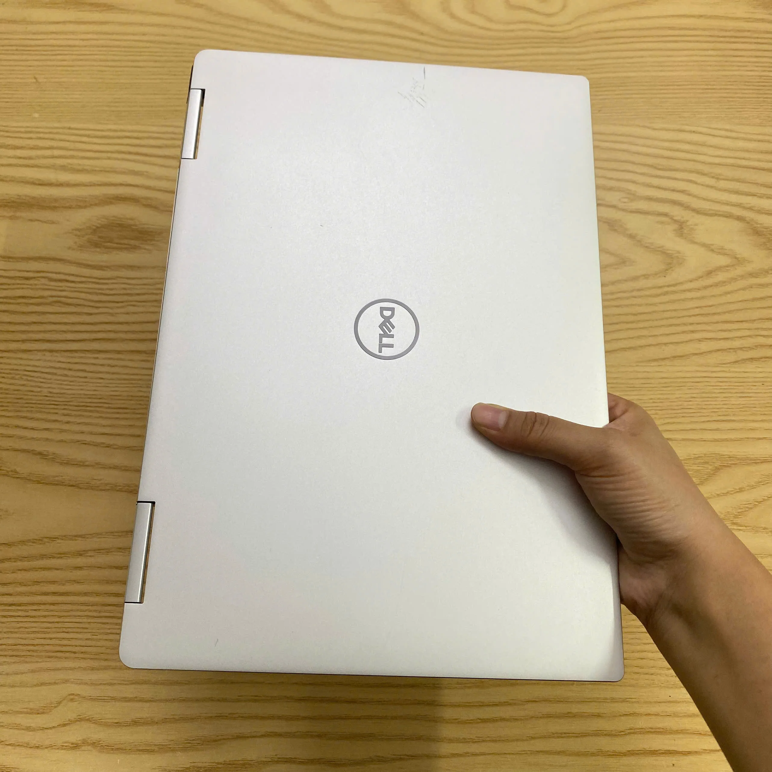 Dell XPS 7390 2 in 1 core i7-1065G7/Ram 32GB/SSD 512GB/13.3" cảm ứng xoay gập