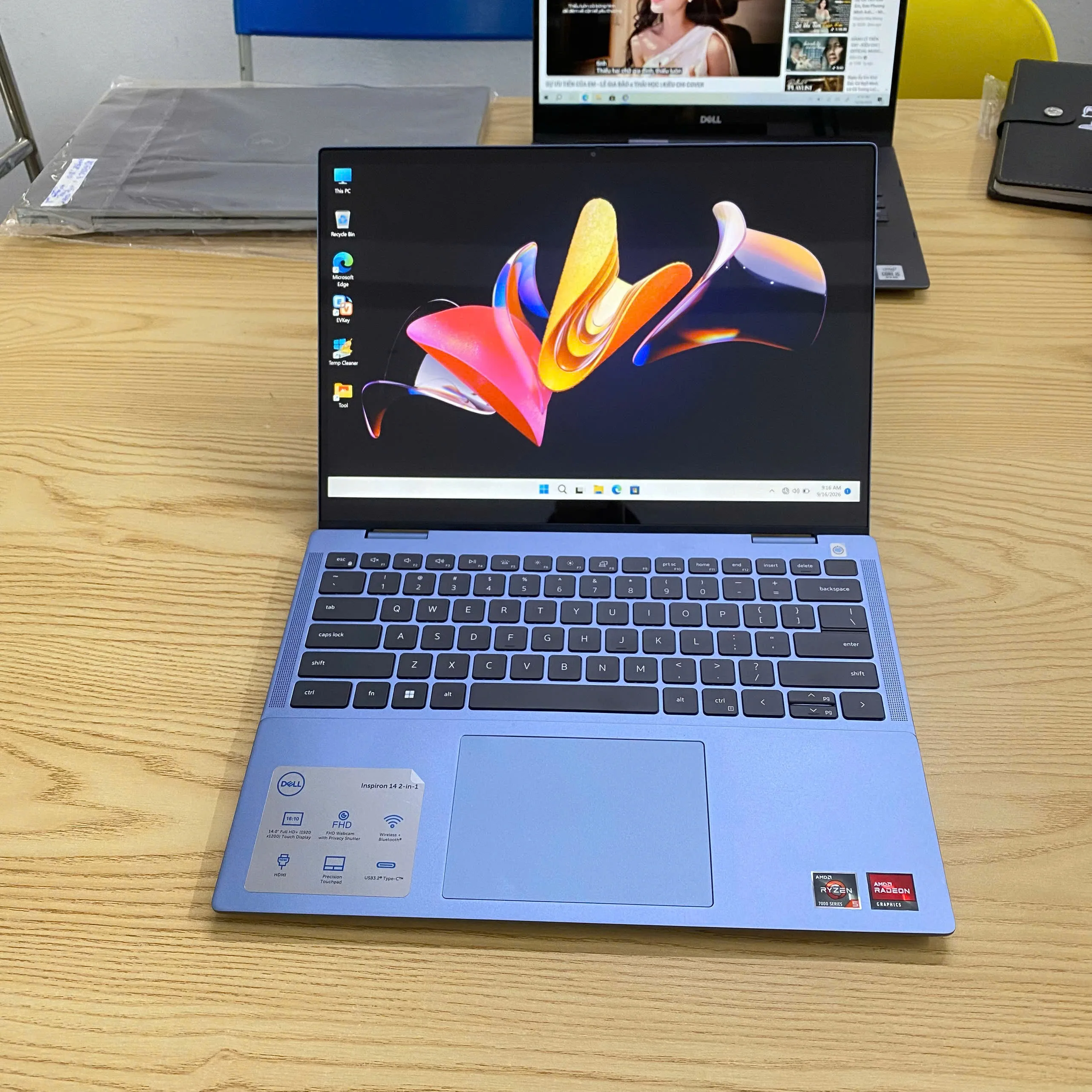 Dell Inspiron 7435 2-in-1 Ryzen 5 7530U/Ram 16GB/SSD 256GB/14.0" cảm ứng xoay gập