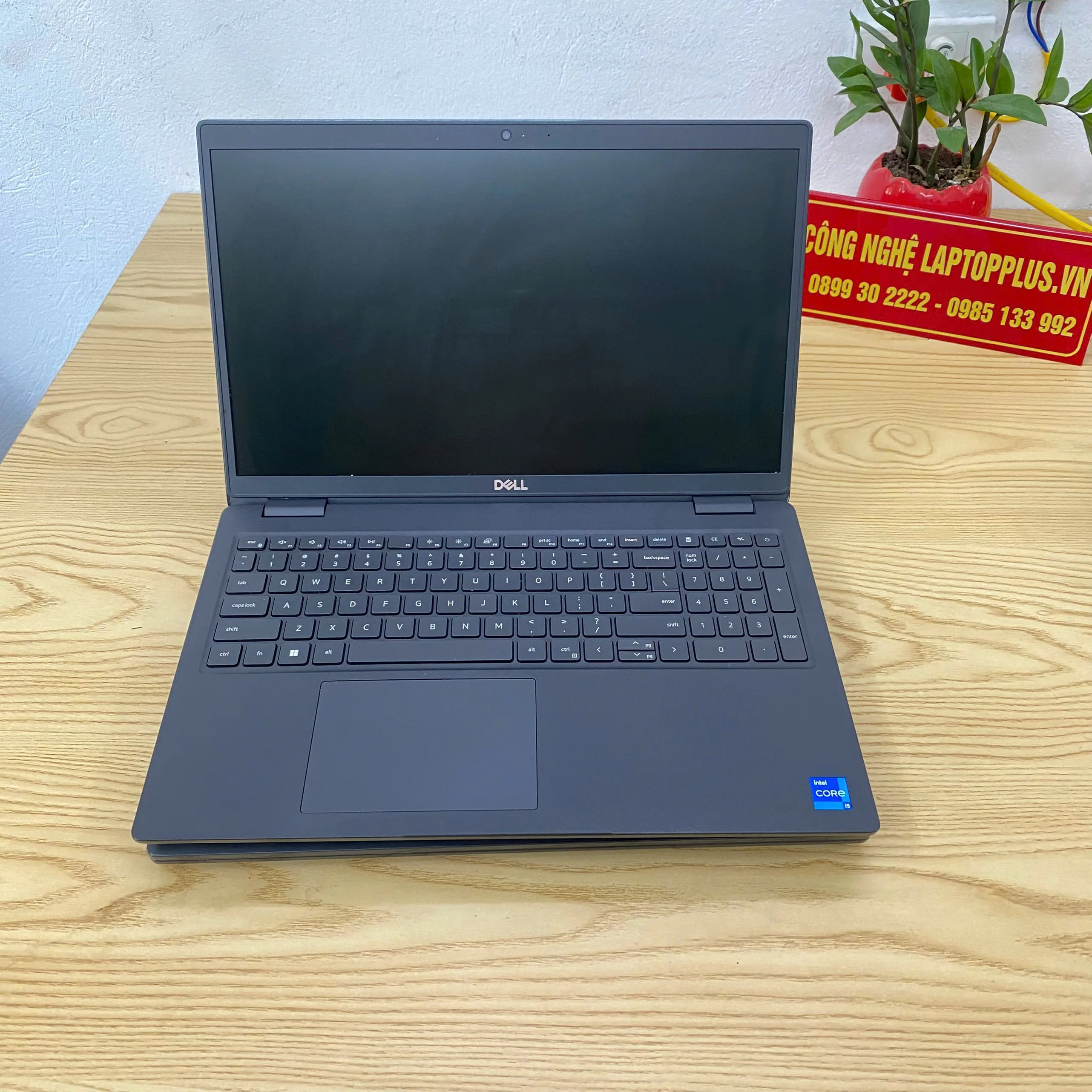 Dell Latitude 3520 core i5-1145G7 Ram 8GB SSD 256GB màn 15.6"
