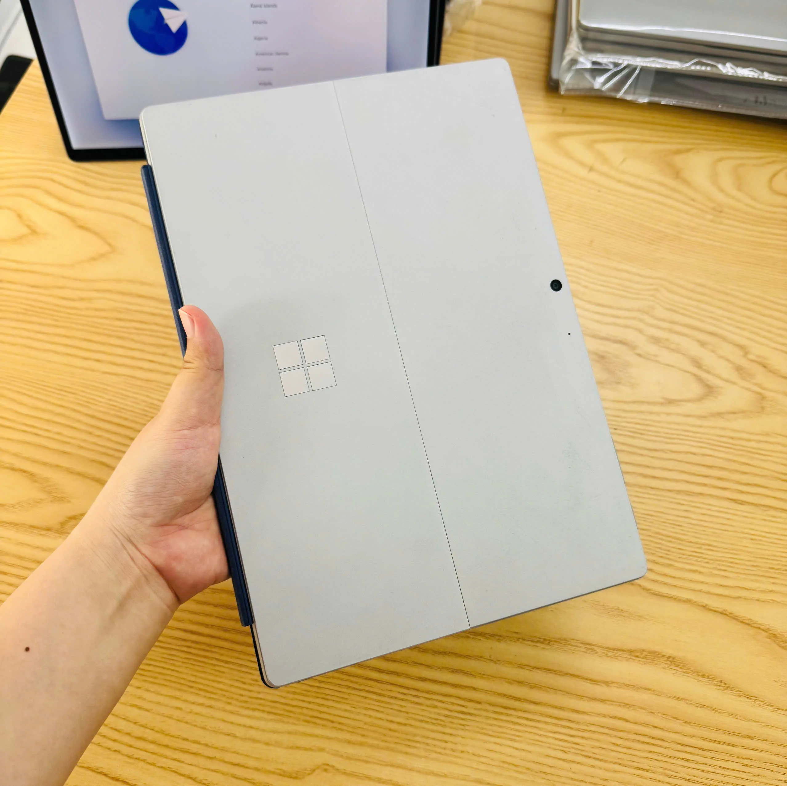 Surface Pro 7 core i7-1065G7 16GB RAM 512GB SSD