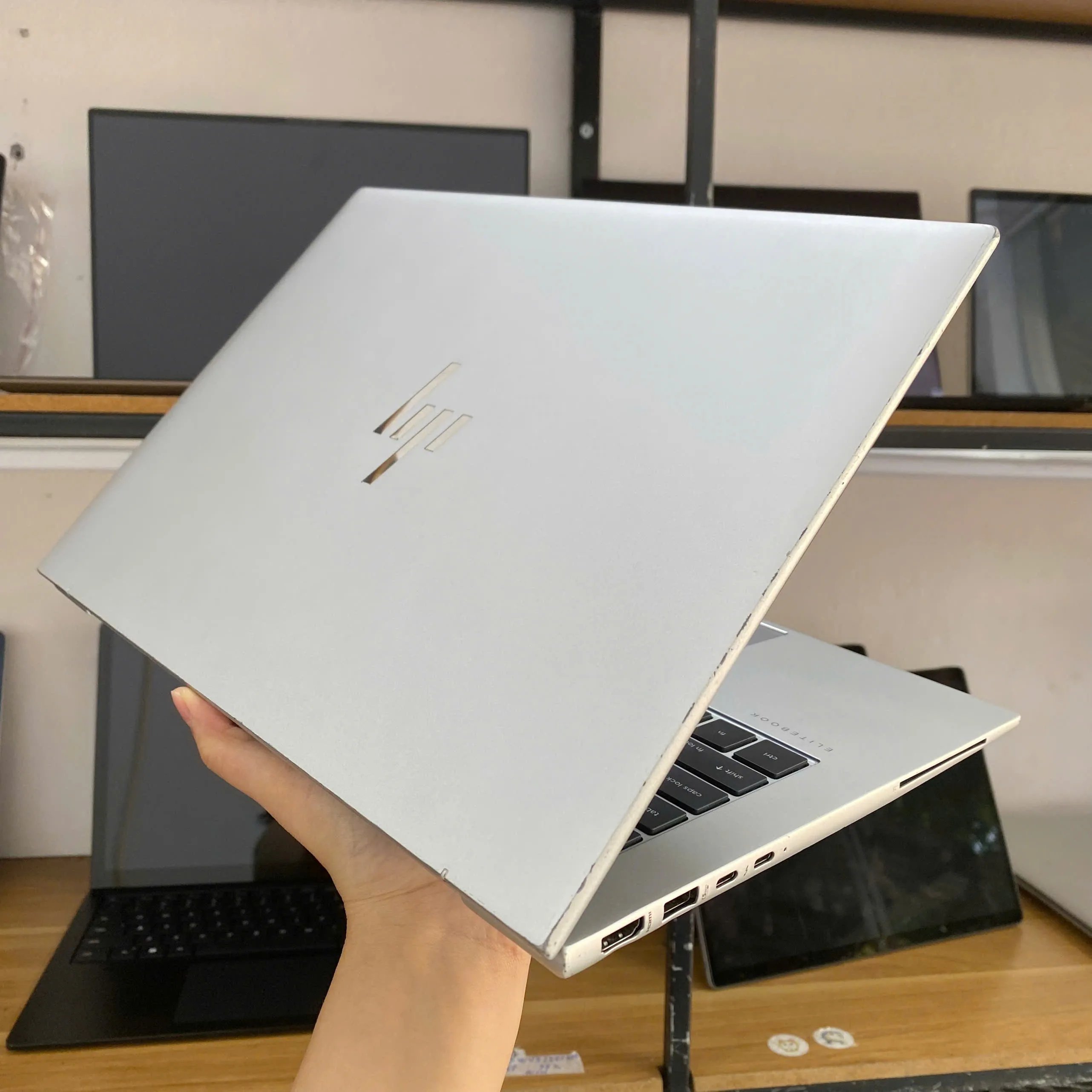 HP EliteBook 840 G11  | Ultra 5 135U | 8 GB RAM DDR5 | SSD 512GB màn 14"FHD