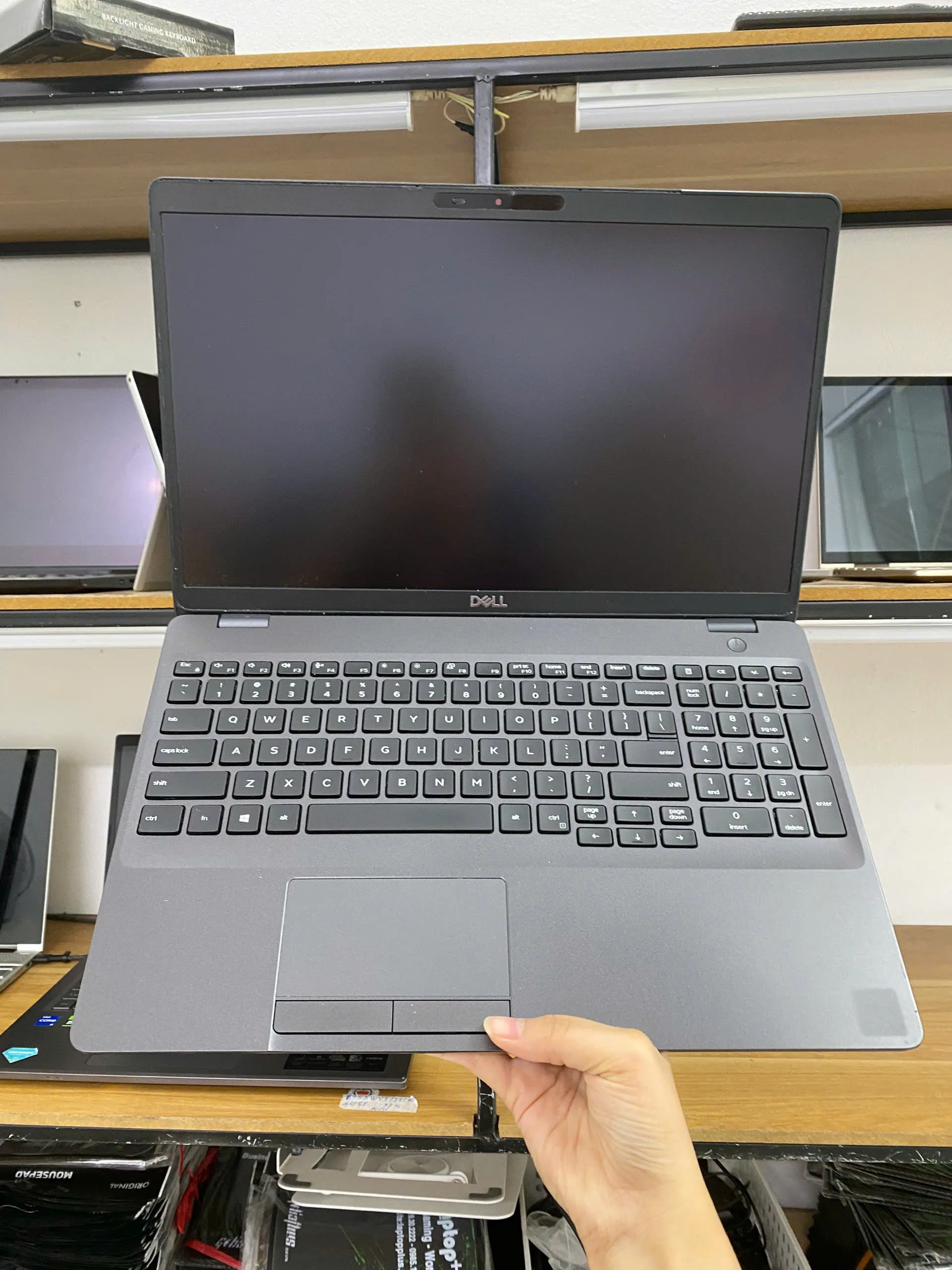 Dell Latitude 5500 core i5-8250U Ram 8GB SSD 256GB màn 15.6