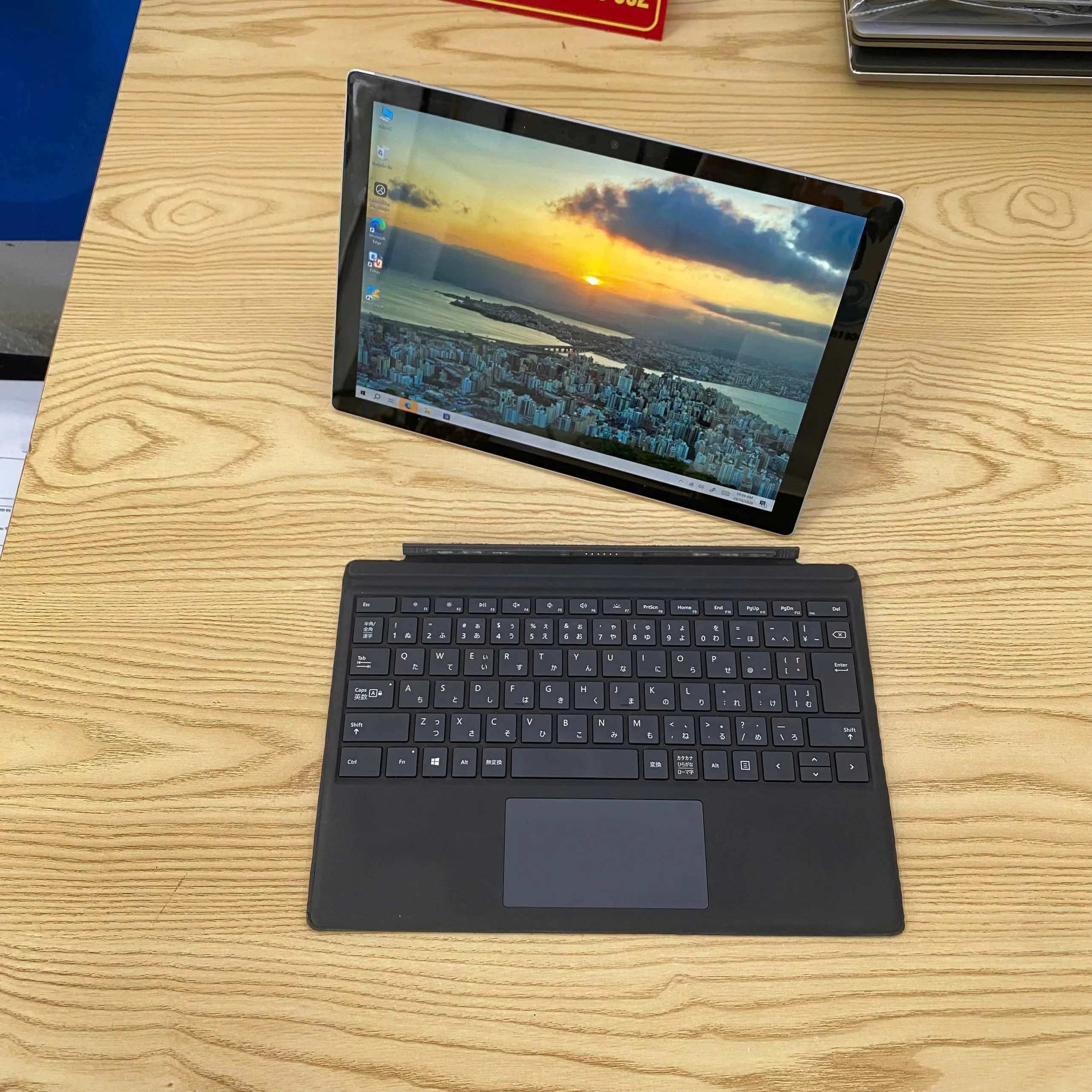 Surface pro 7+ core i5/gen 11/Ram 8/SSD 256/12.5”2k touch