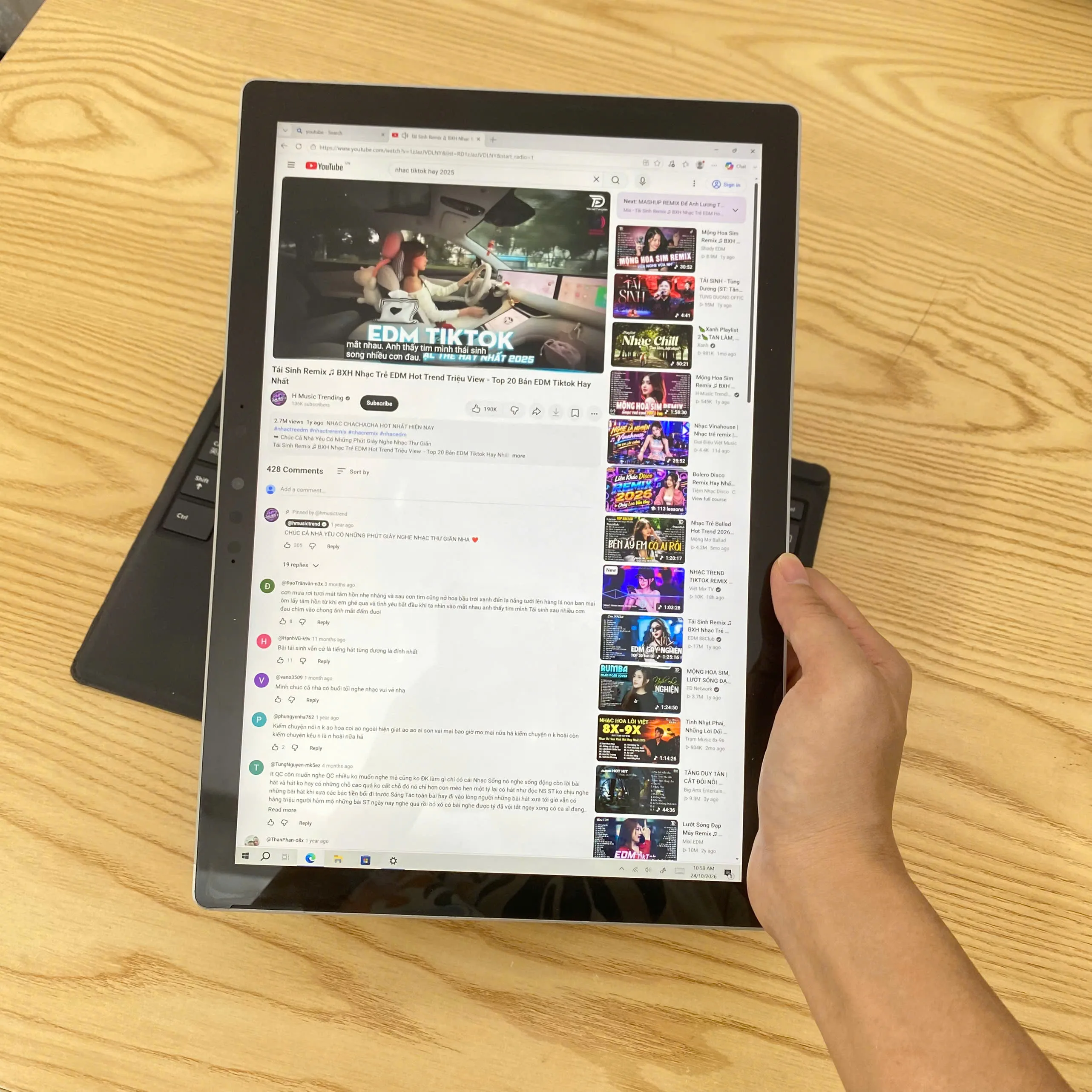 Surface pro 7+ core i5/gen 11/Ram 8/SSD 256/12.5”2k touch