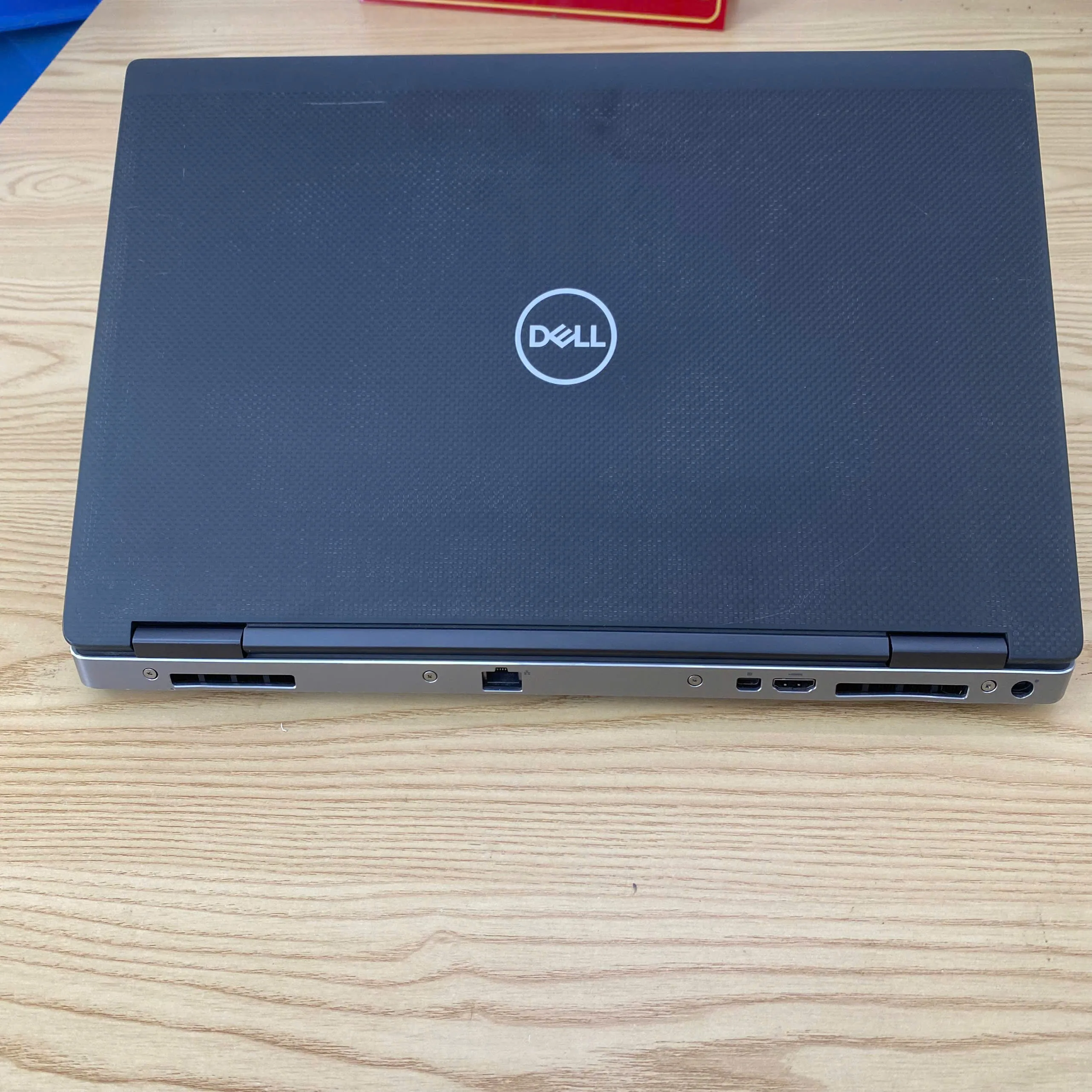 Dell Precision 7540 i7-9850H Ram 16GB/ 512GB SSD/ NVIDIA Quadro T1000