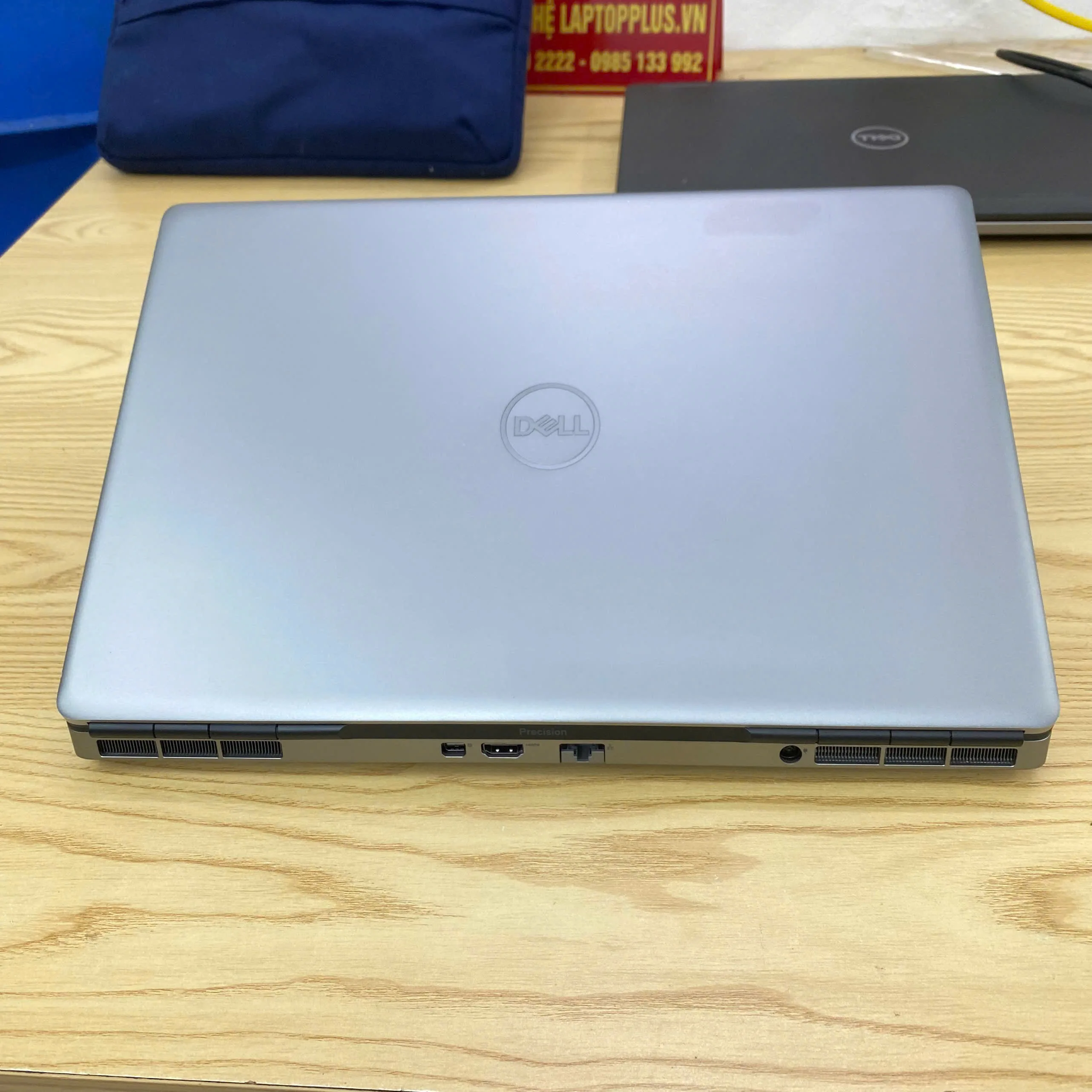 Dell Precision 7750 core i7-10875H/RAM 16GB/SSD 512/RTX 4000 3