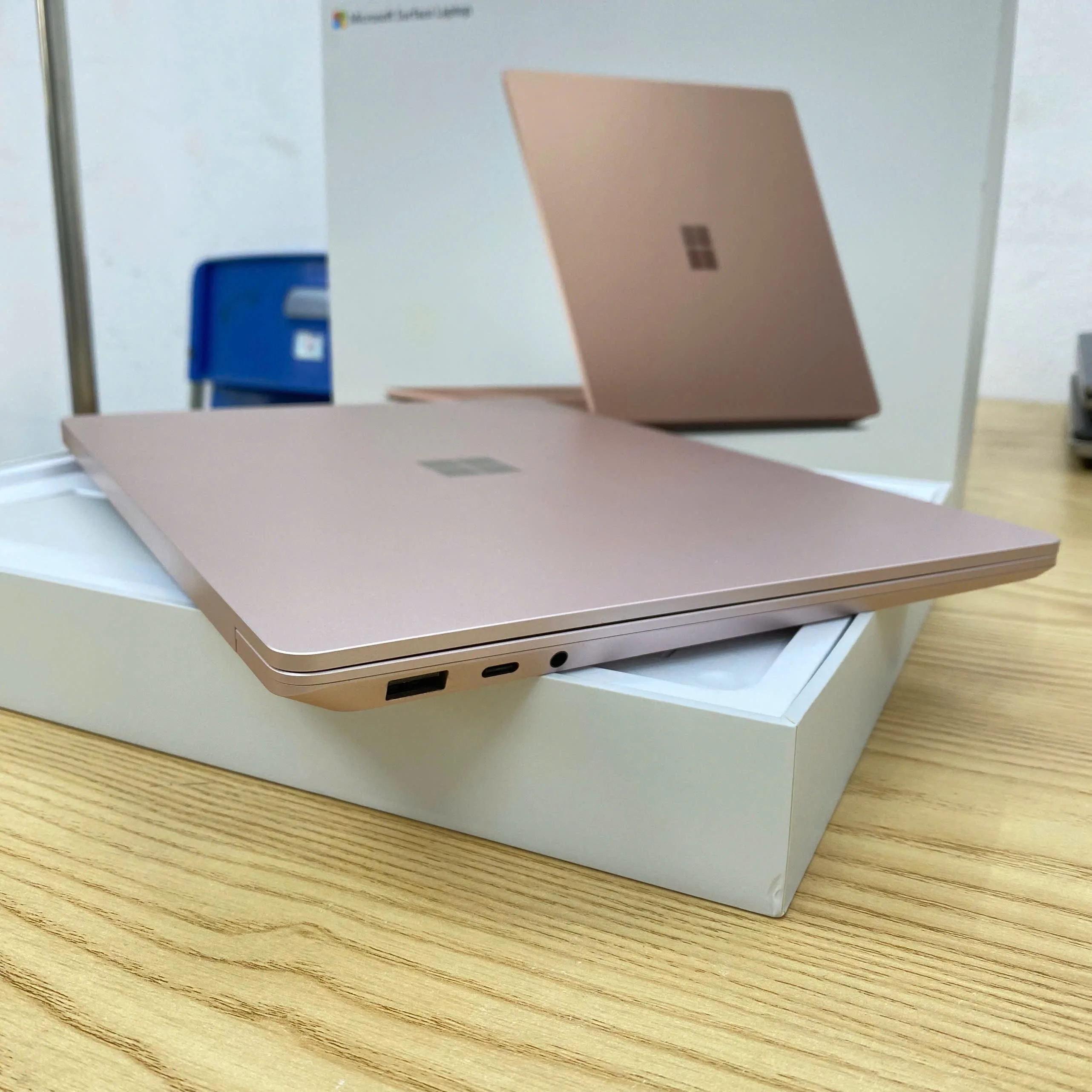 Surface Laptop 3 i5-10th/Ram 8GB/SSD 256GB/13" 2k touch
